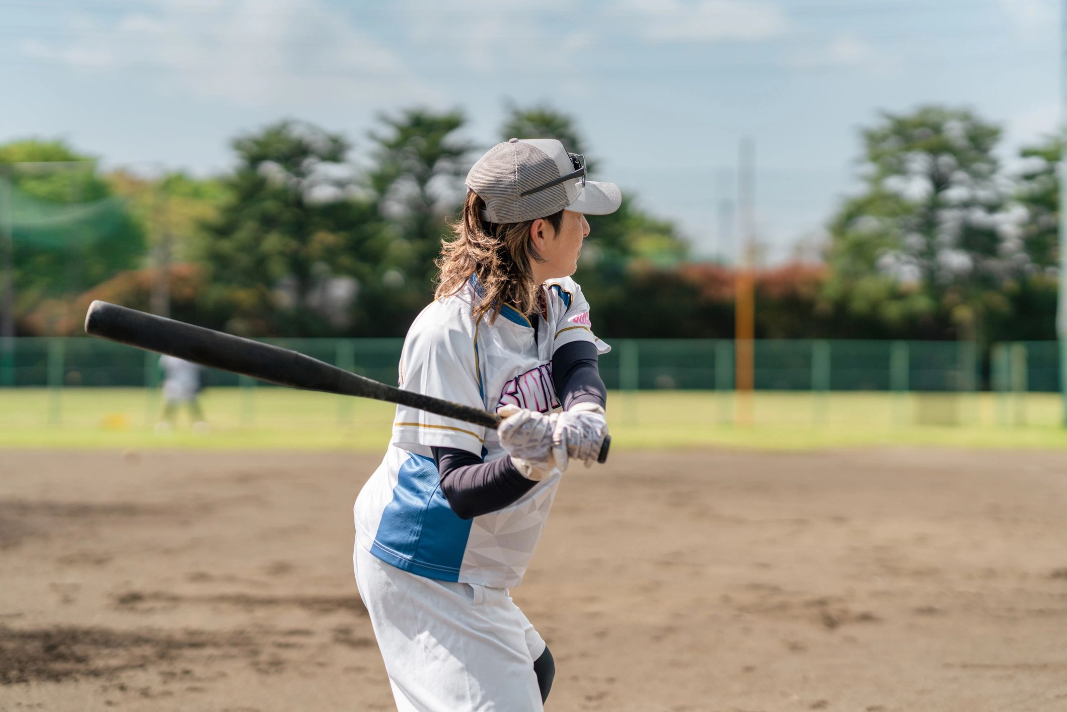 women's baseball game